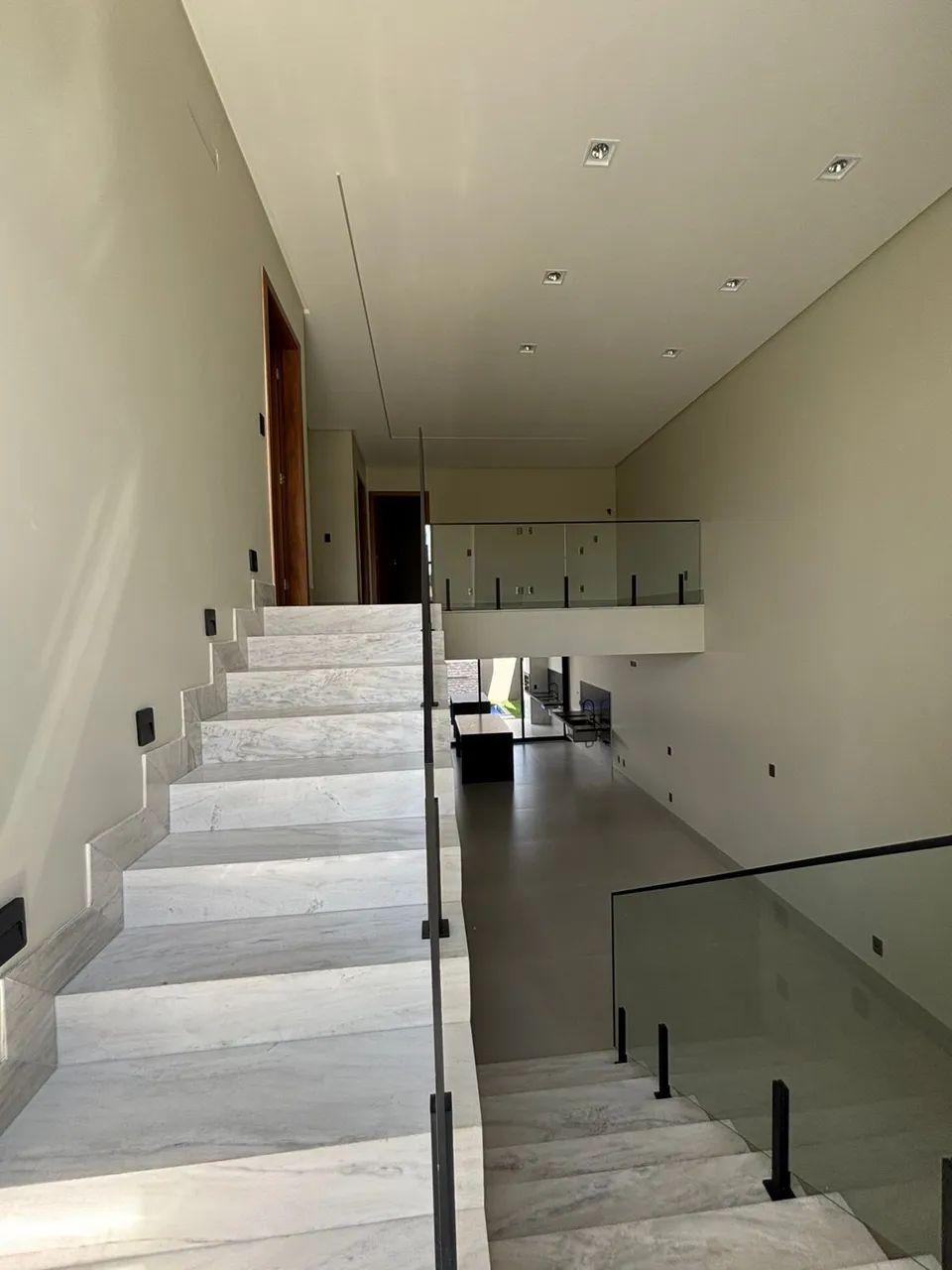 Sobrado Jardins Sevilha 248m² - Foto 5