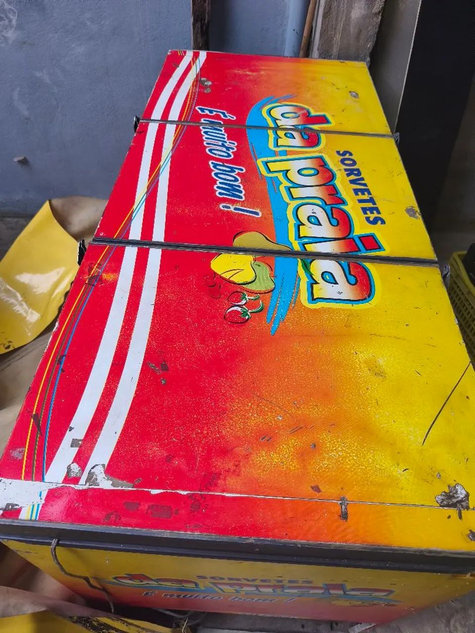Freezer Horizontal Grande Antigo em Funcionamento  - Foto 4
