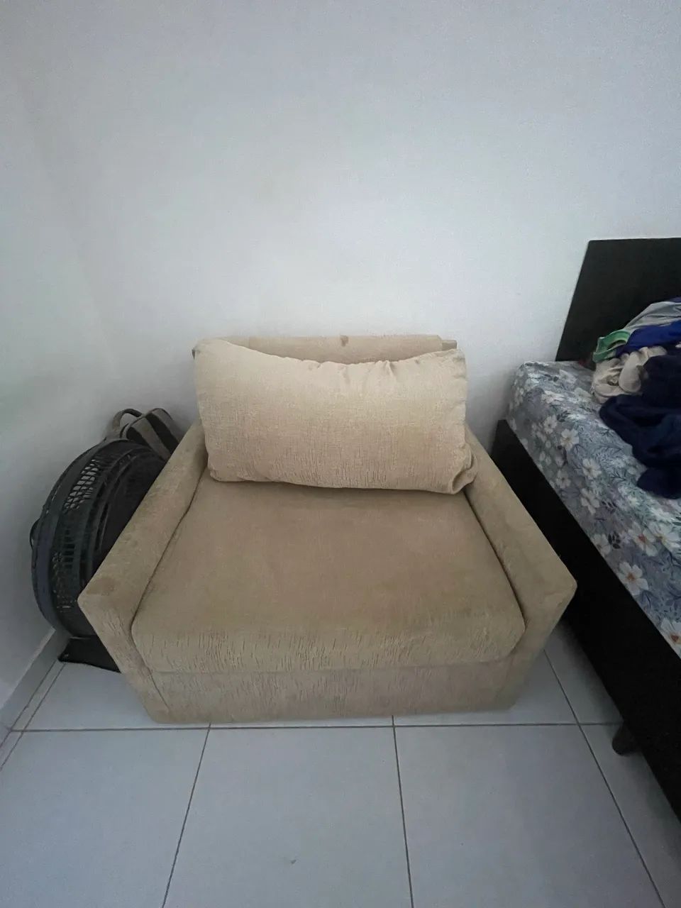 Poltrona que vira cama  - Foto 3