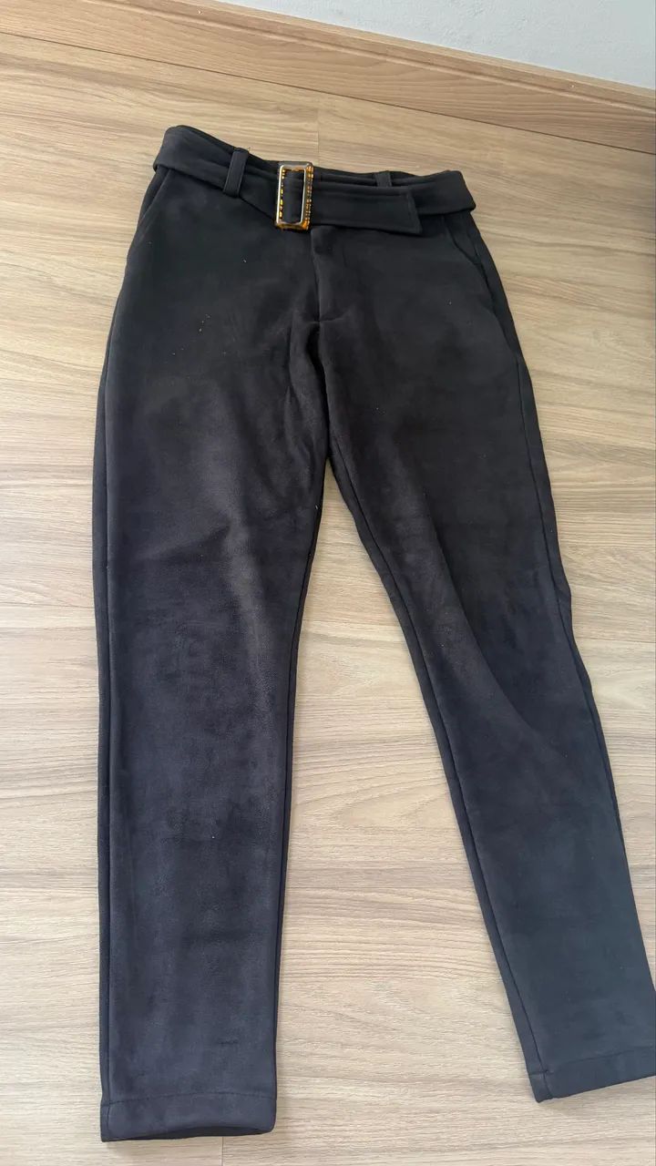 Calça feminina suede