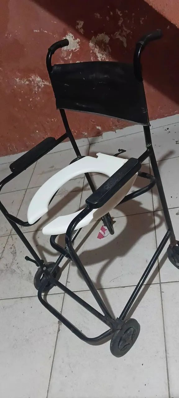 Cadeira de banho  - Foto 2