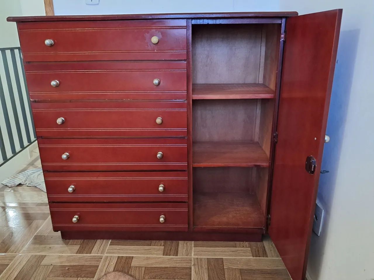 Cômoda com 6 gavetas e 1 porta - Foto 4