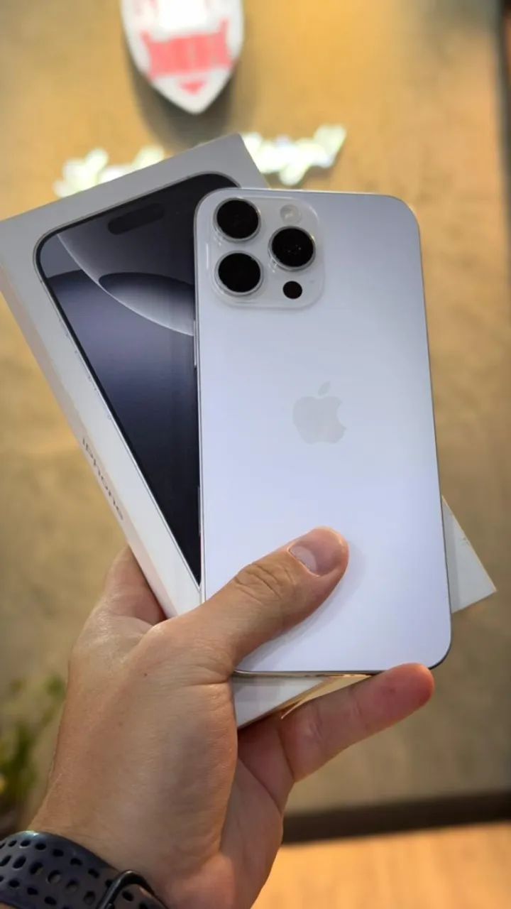 iPhone 16 Pro Max - Foto 2