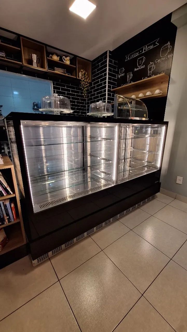 Vitrine Refrigerada Gelopar GGER-200 Seminova | Excelente Estado