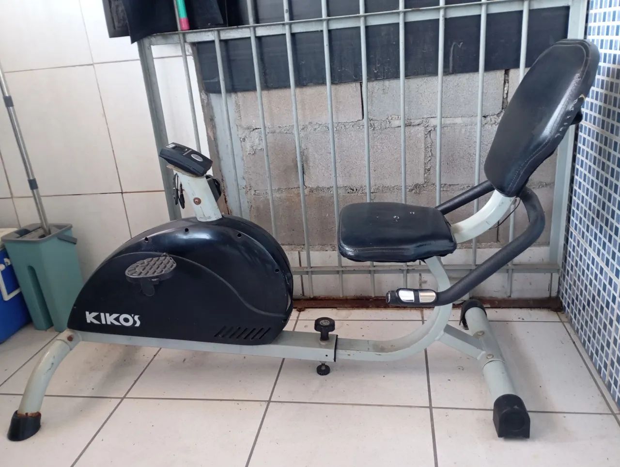 Bicicleta ergométrica Kikos 