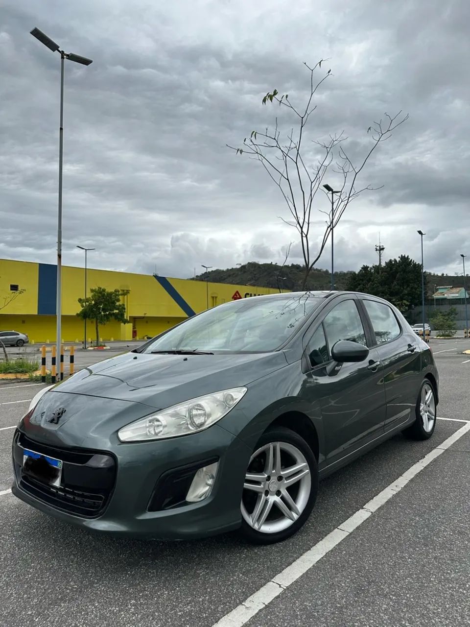 Peugeot 308 308 Allure 2.0 Flex 16V 5p Aut. 2013