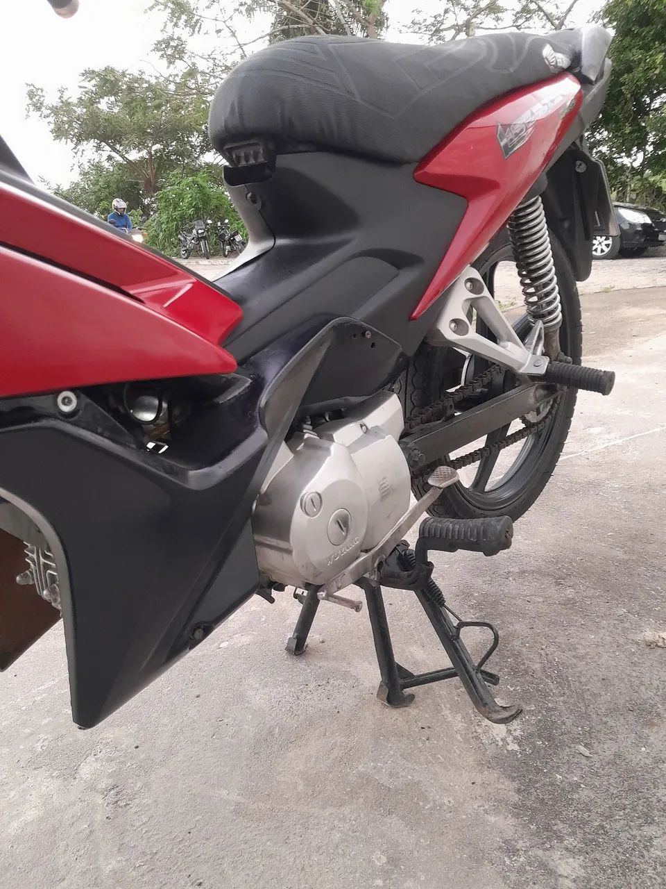 Moto de mulher  - Foto 4