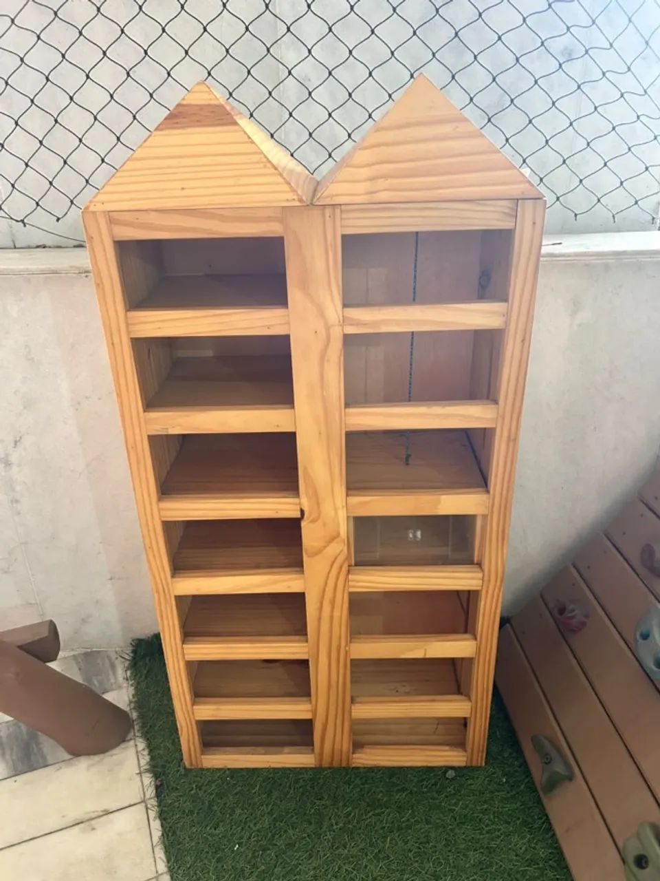 Elevador de Brinquedo em Madeira