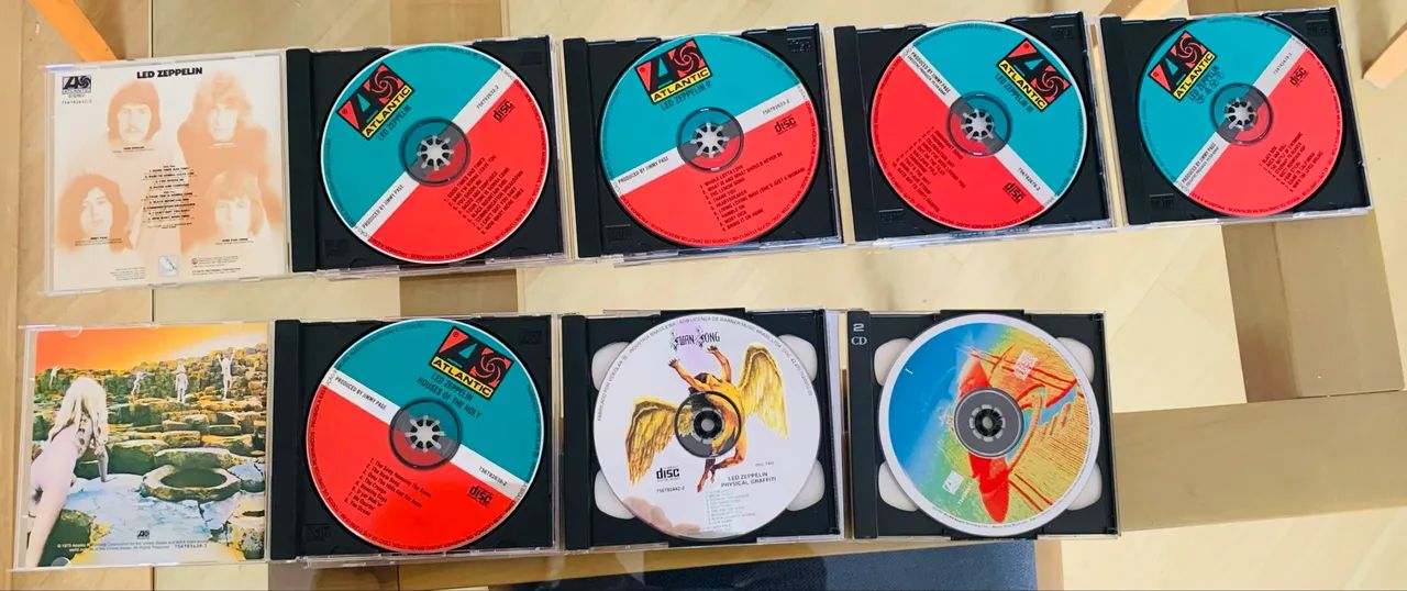 Lote 7 CDs Led Zeppelin - Coleção Clássica - CDs, DVDs etc - Vila