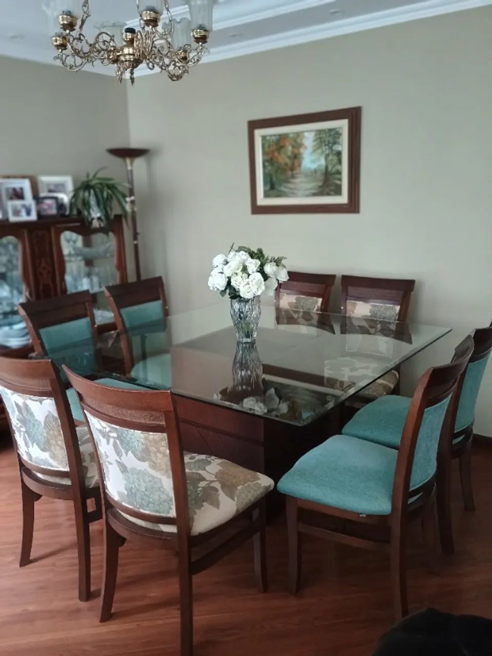 Mesa de jantar quadrada com 8 cadeiras  - Foto 2