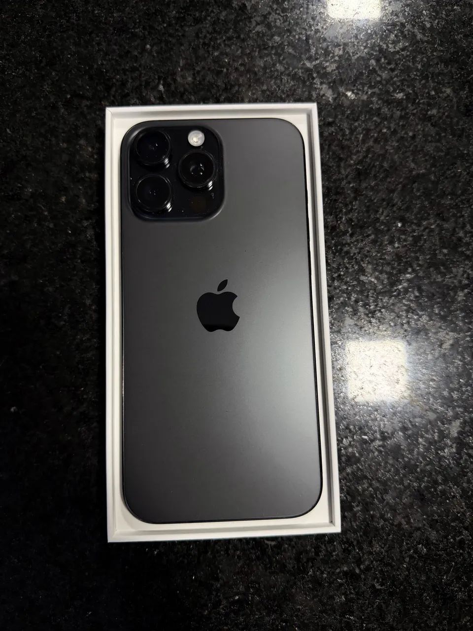 IPhone 16 Pro Max 256GB | Bateria 100% - Celulares e Smartphones