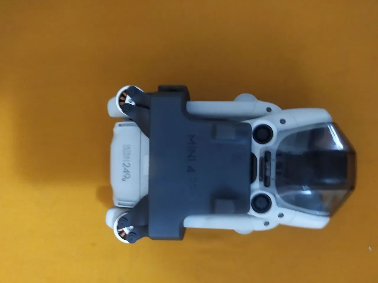 Vendo drone DJi Mine 4 pro novo sem uso - Foto 3