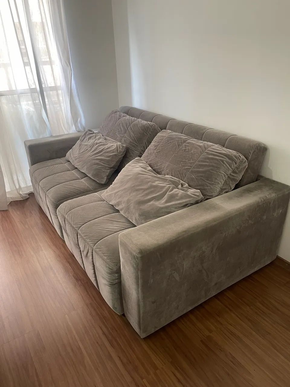 Sofá-Cama 2,30m Bege/Cinza Claro - Confortável e Espaçoso - Foto 2