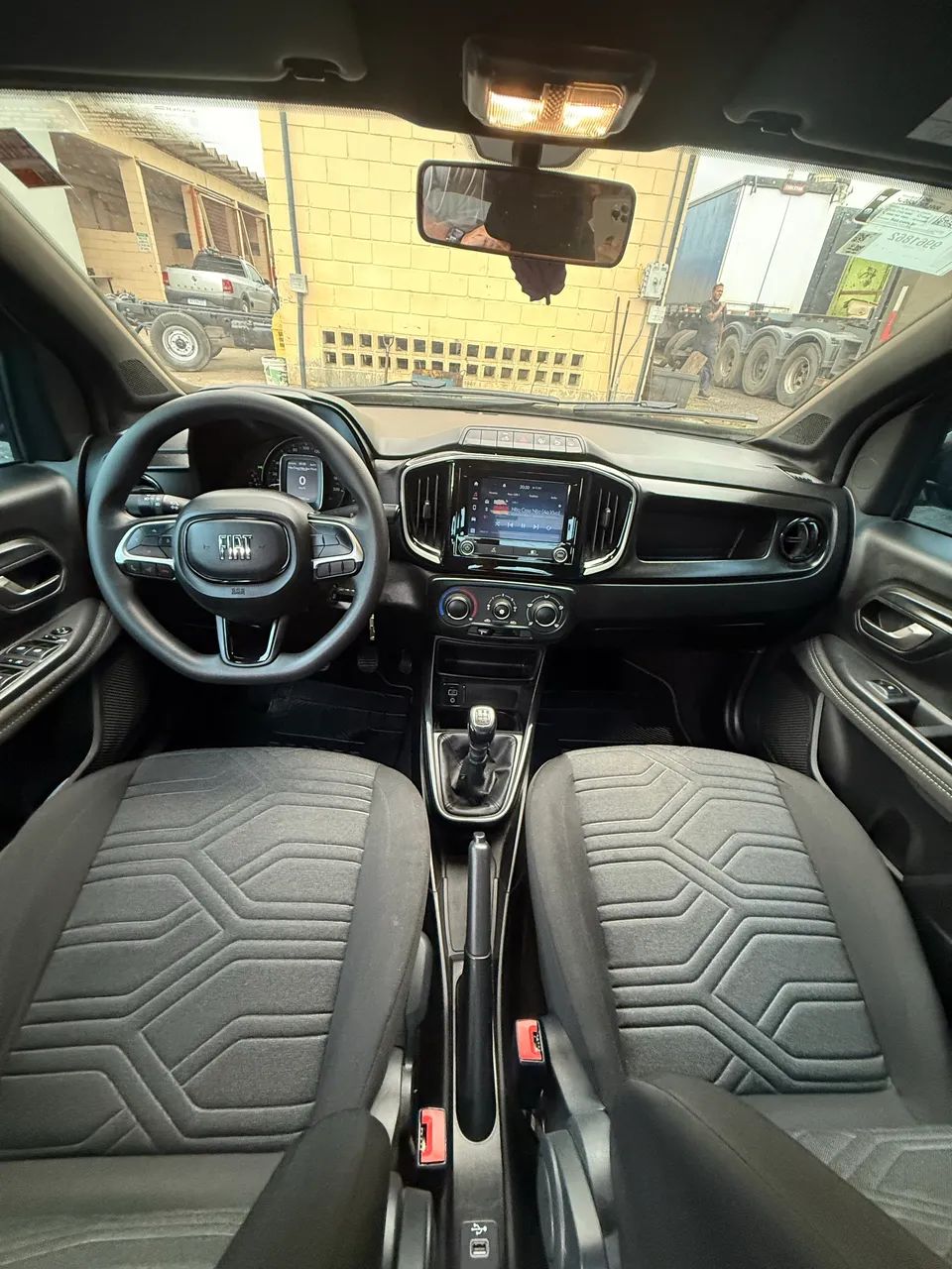 Fiat Strada Volcano 1.3 Flex 8V CD 2026 - Foto 5