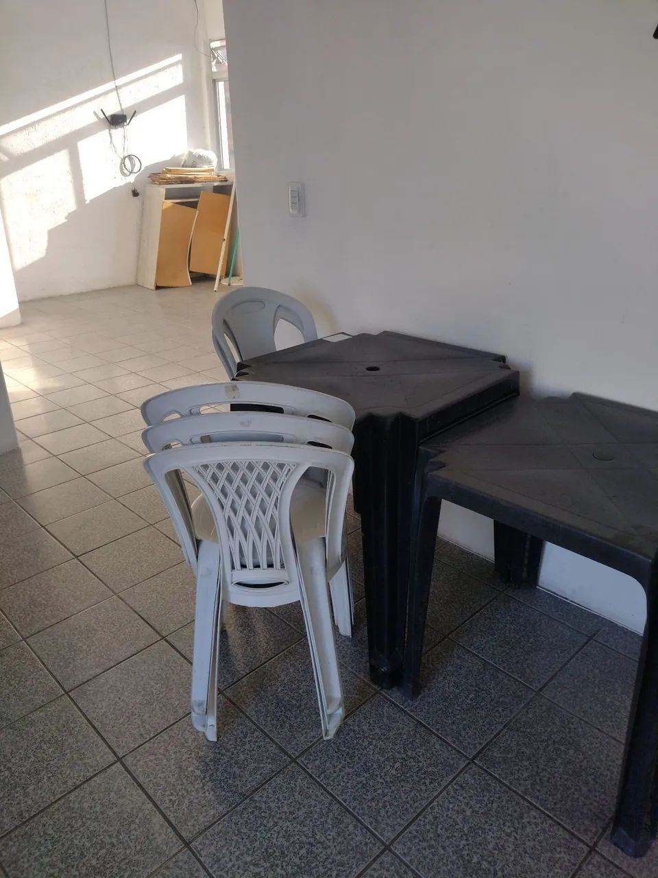 Conjunto Mesas e cadeiras  - Foto 3