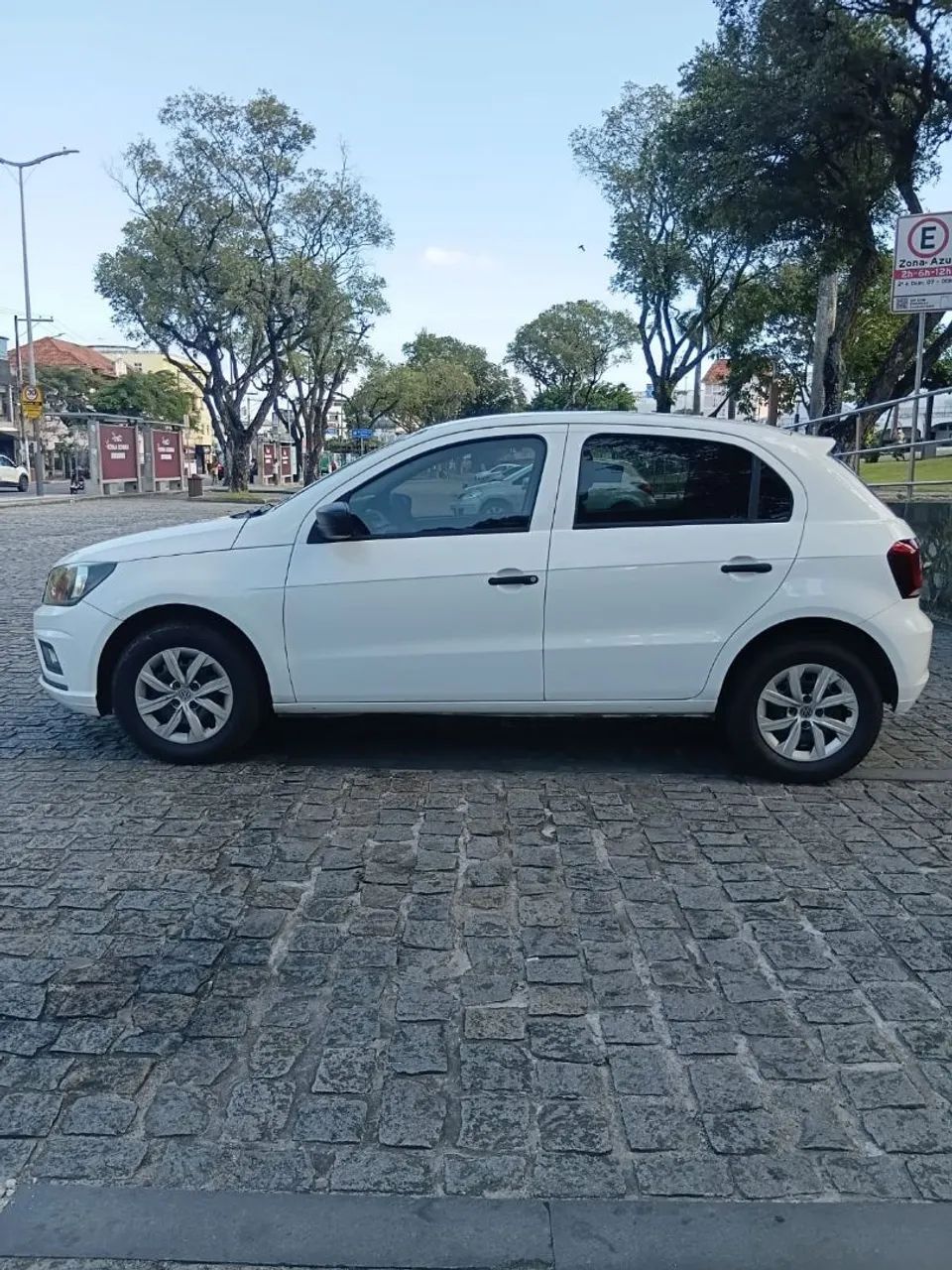 ALUGO CARRO PARA UBER E 99 POP - Foto 2