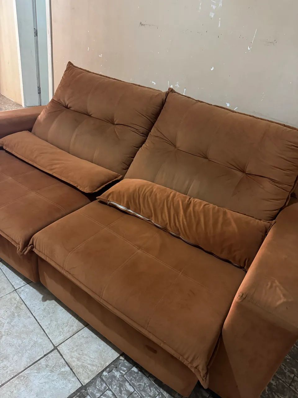 Sofá retrátil e reclinável - Foto 2