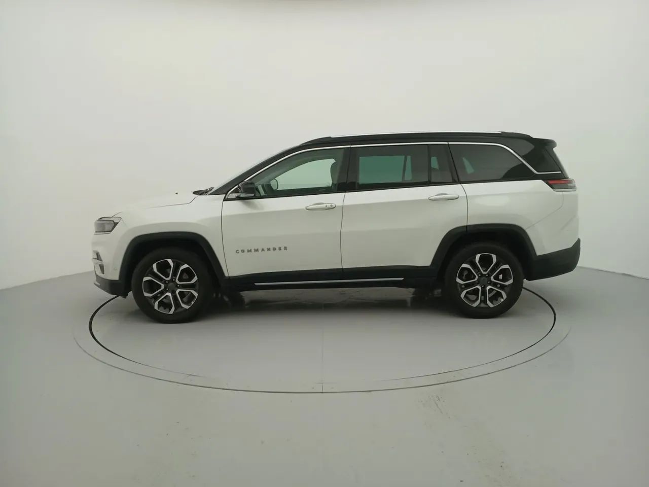 Jeep Commander Limited T270 1.3 TB Flex Aut., foto 2 de 18