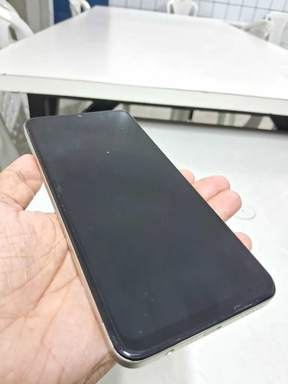 Vendo celular Realme C53  - Foto 4