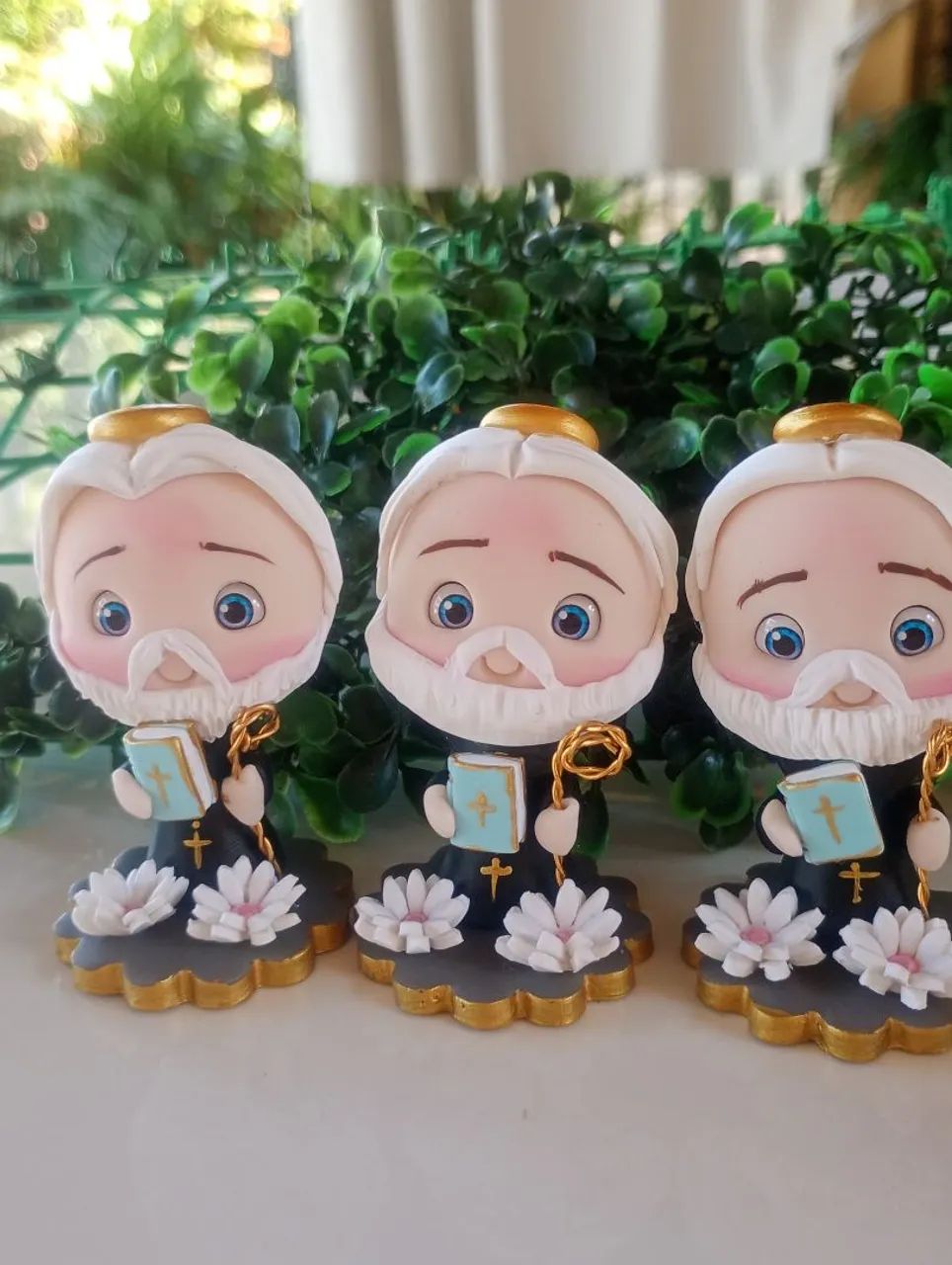 Mini Santinho São Bento em Biscuit  - Foto 5