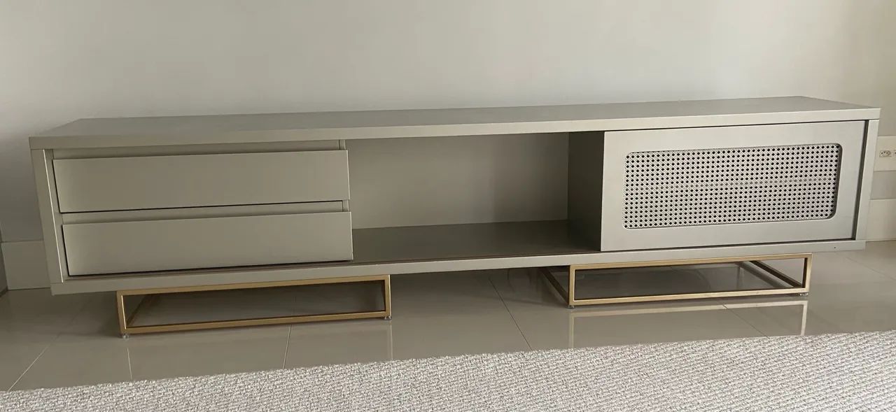 Rack moderno