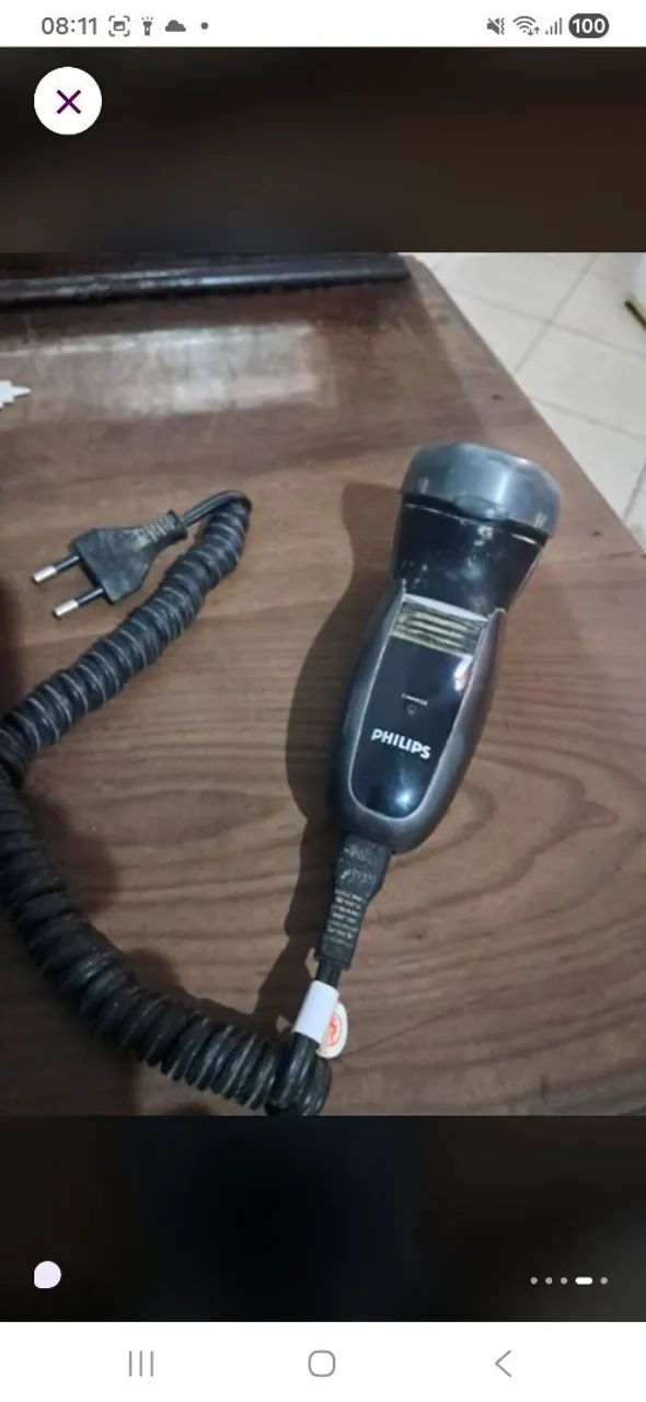 Barbeador elétrico Philips usado - Foto 4