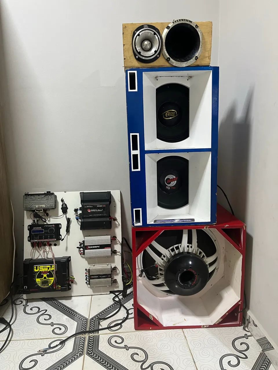 Caixa trio 