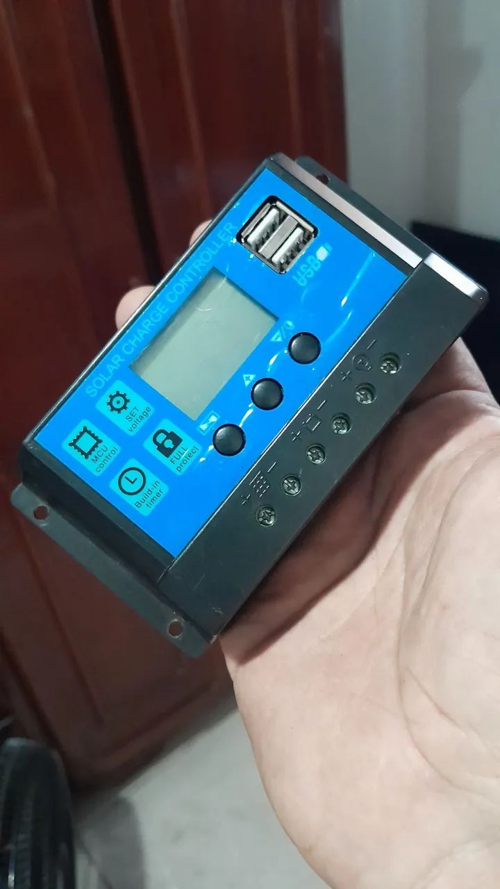 Controlador 30A e placa solar 10w 