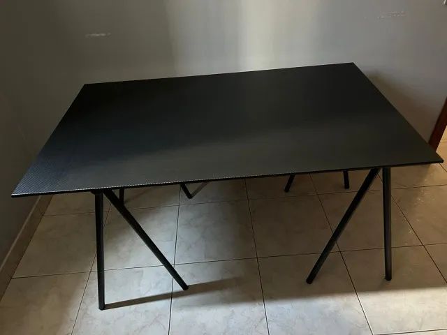 Mesa de escritorio vidro com cavaletes - Foto 4