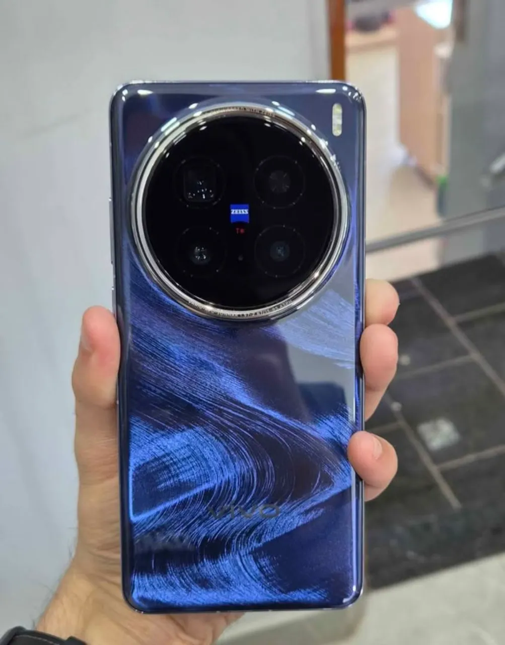 Vendo celular vivo x300 pro 512gb - Celulares e Smartphones - São