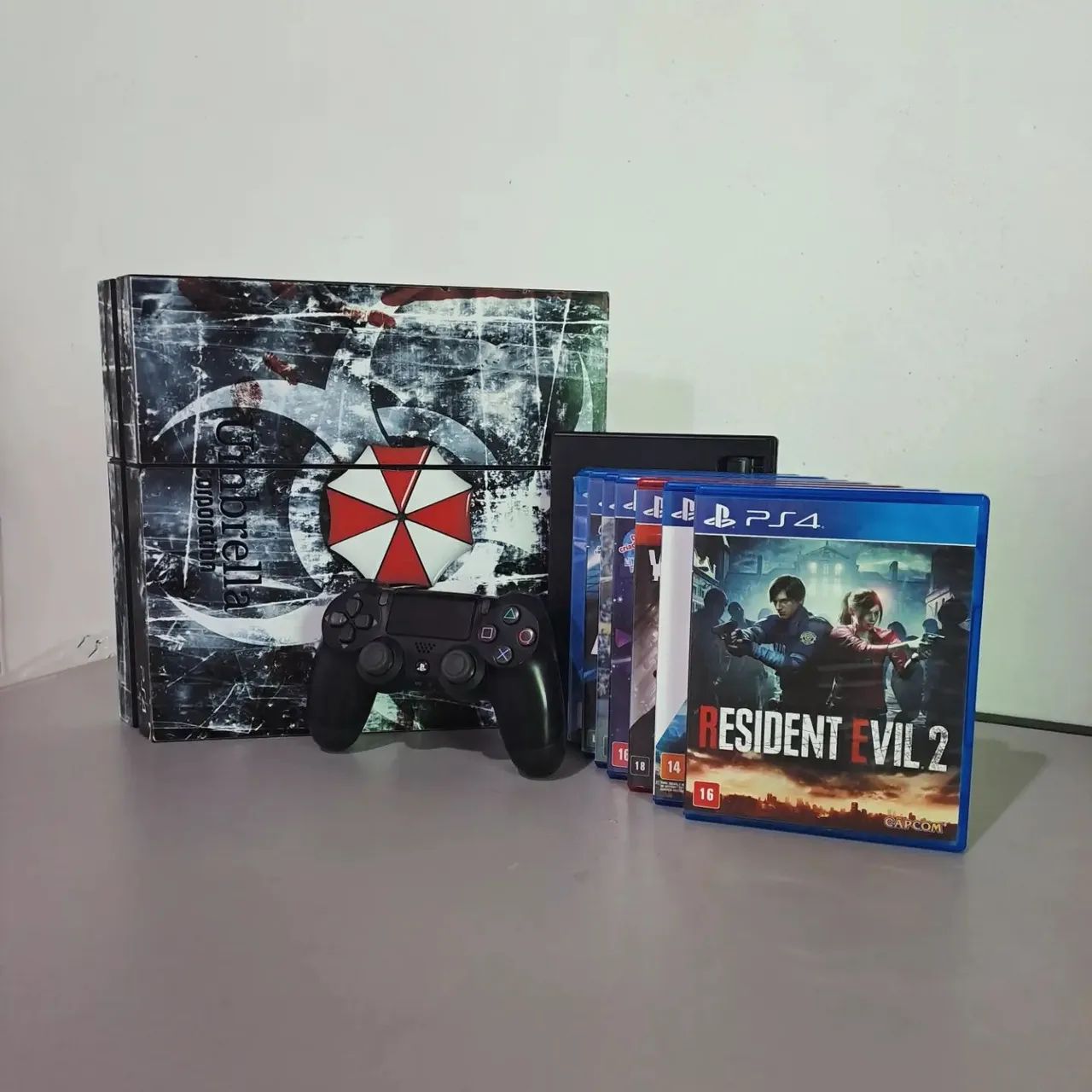 PS4 500GB com 8 jogos - SOMOS E-COMMERCE 