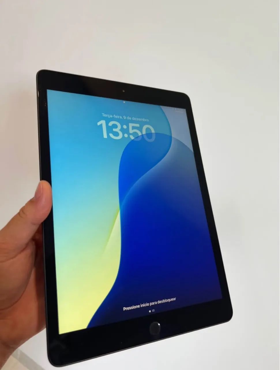 iPad + Apple Pencil à venda