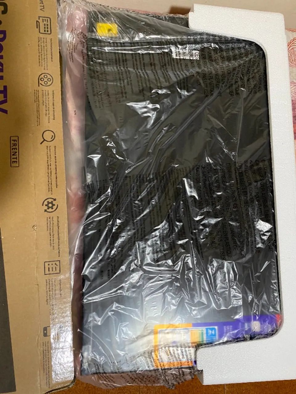 Televisão 32' Polegadas NOVA Aoc Roku tv - Foto 3