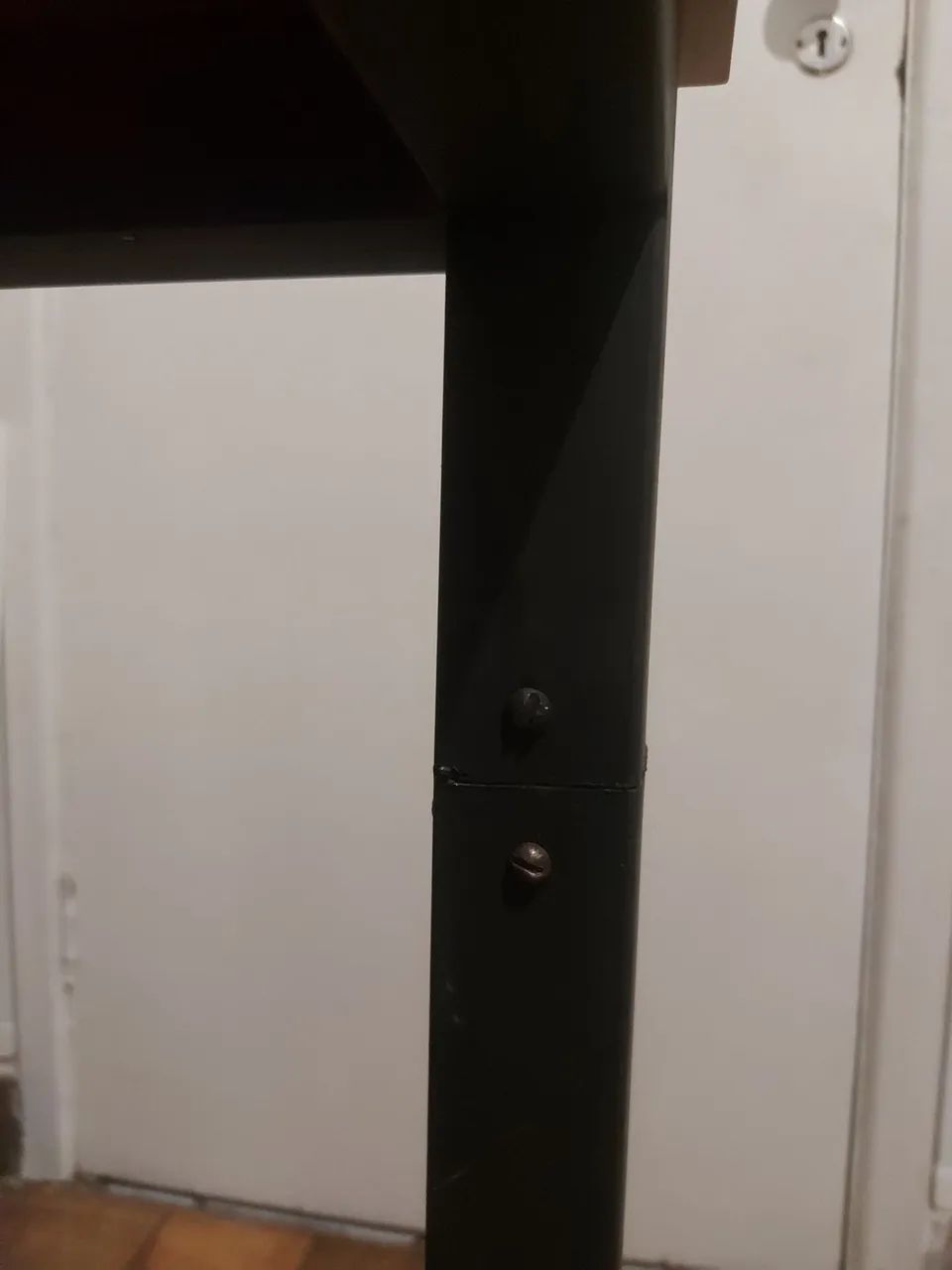 Mesa Multiuso 150 x 70 cm, estilo Industrial com base de metalon e tampo em mdf - Foto 4