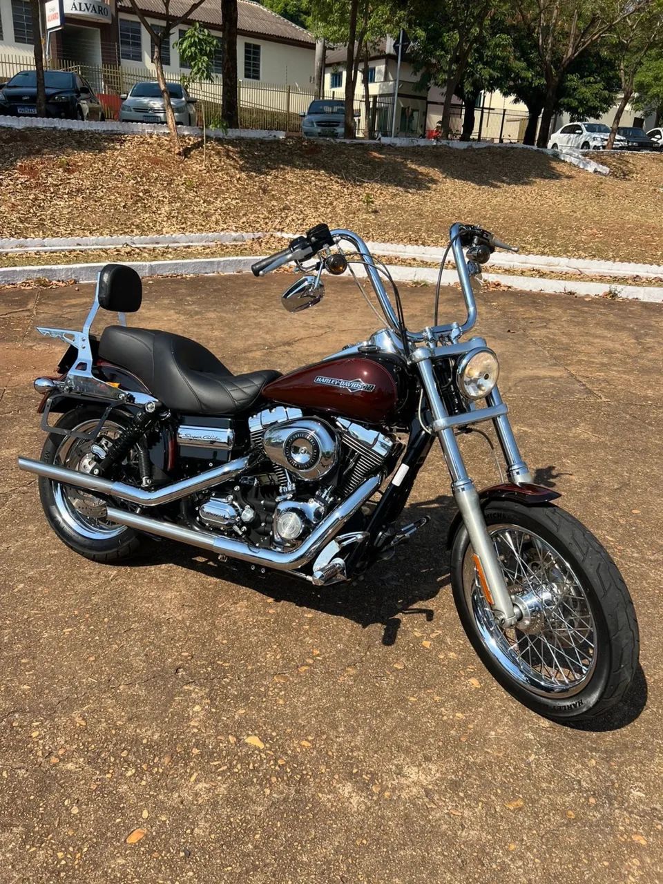 Harley Davidson Dyna Super Glide  - Foto 2