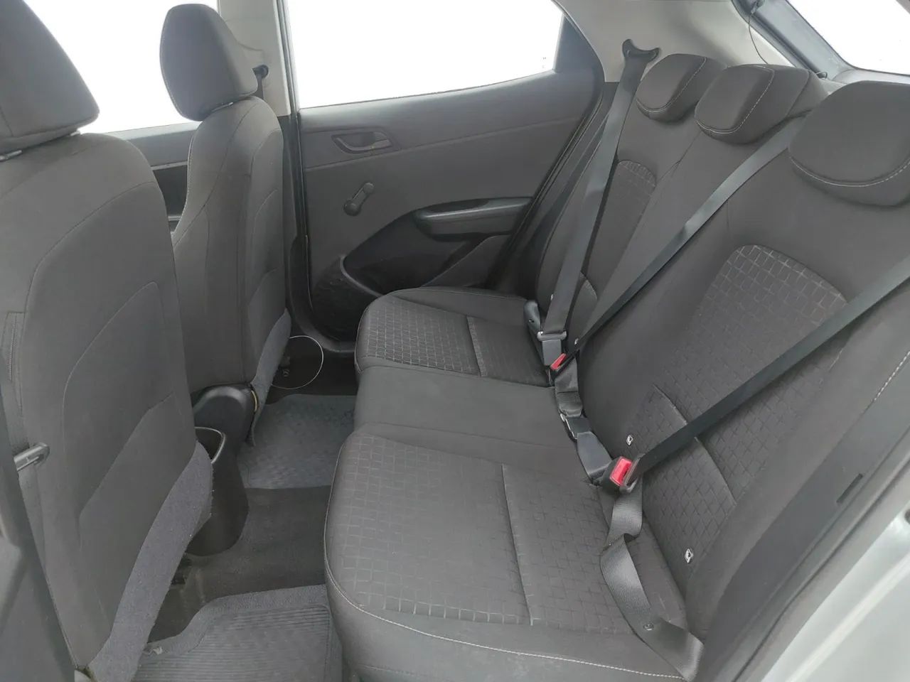 Hyundai HB20 Sense Plus 1.0 Flex 12V Mec., foto 17 de 18