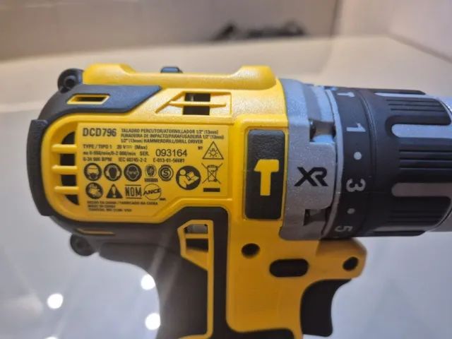 Parafusadeira DeWalt DCD796 Brushless - Nova, Original e Muito Forte! - Foto 4