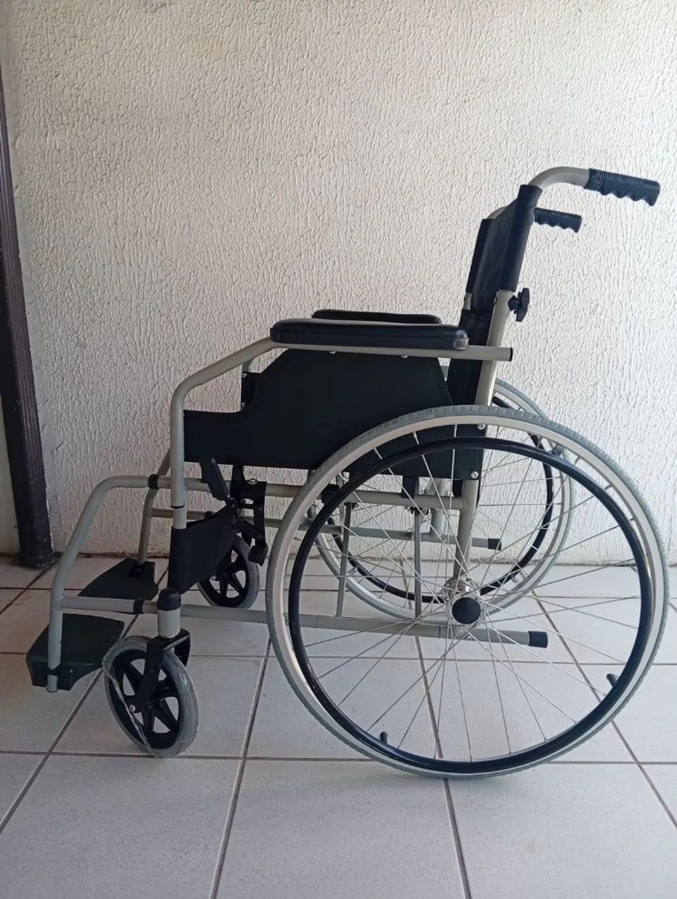 Cadeira de rodas  - Foto 3