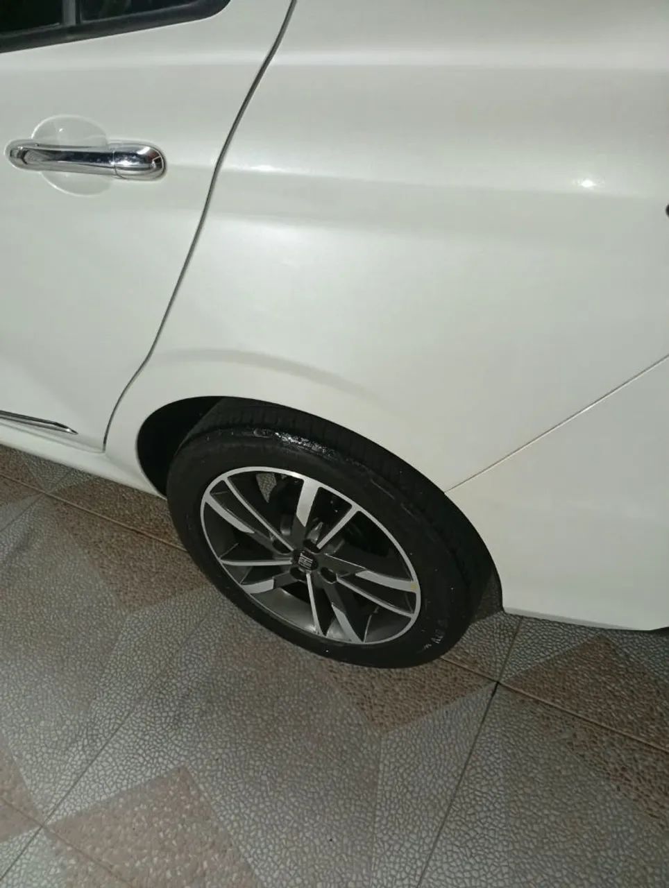 Fiat Cronos Precision 1.3 16V Flex Aut. 2023 - Foto 3