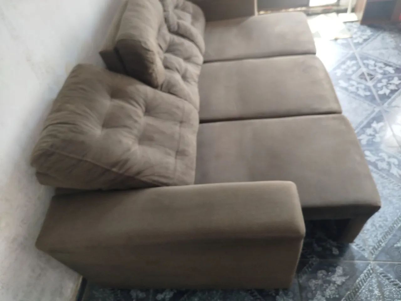 Vende-se sofá de 3 lugares. - Foto 3