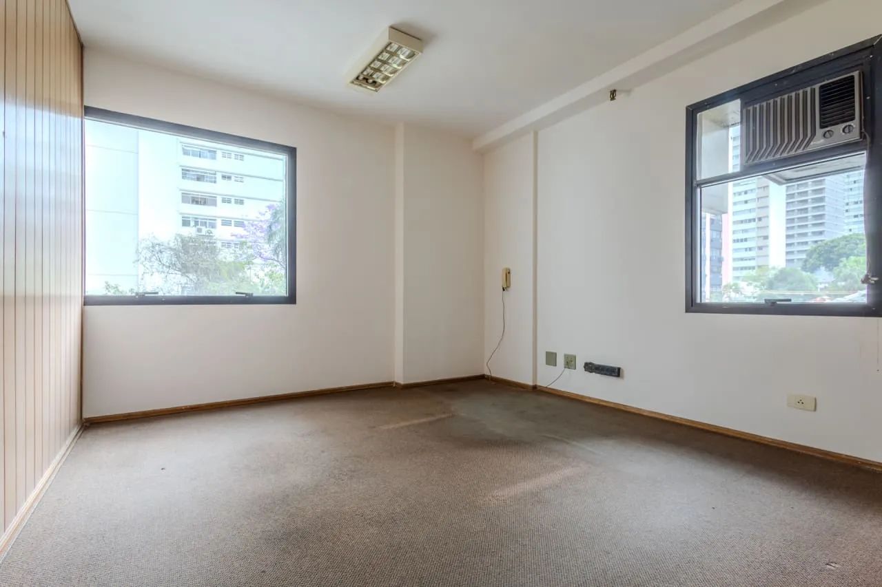 Sala comercial na Rua Monte Alegre, 523 - Cj. 32  52 m²