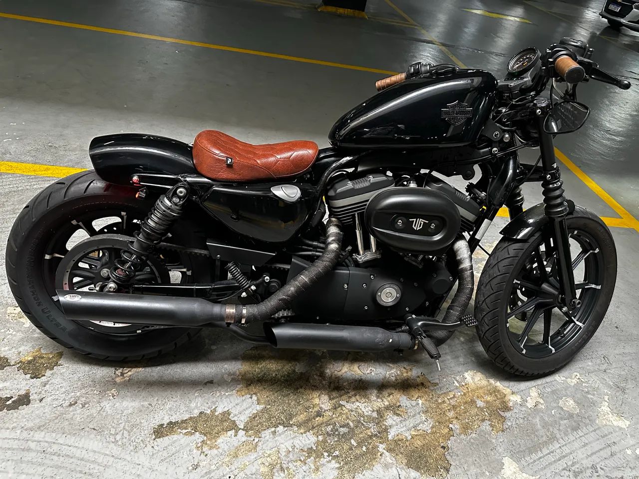 Harley 883 Iron