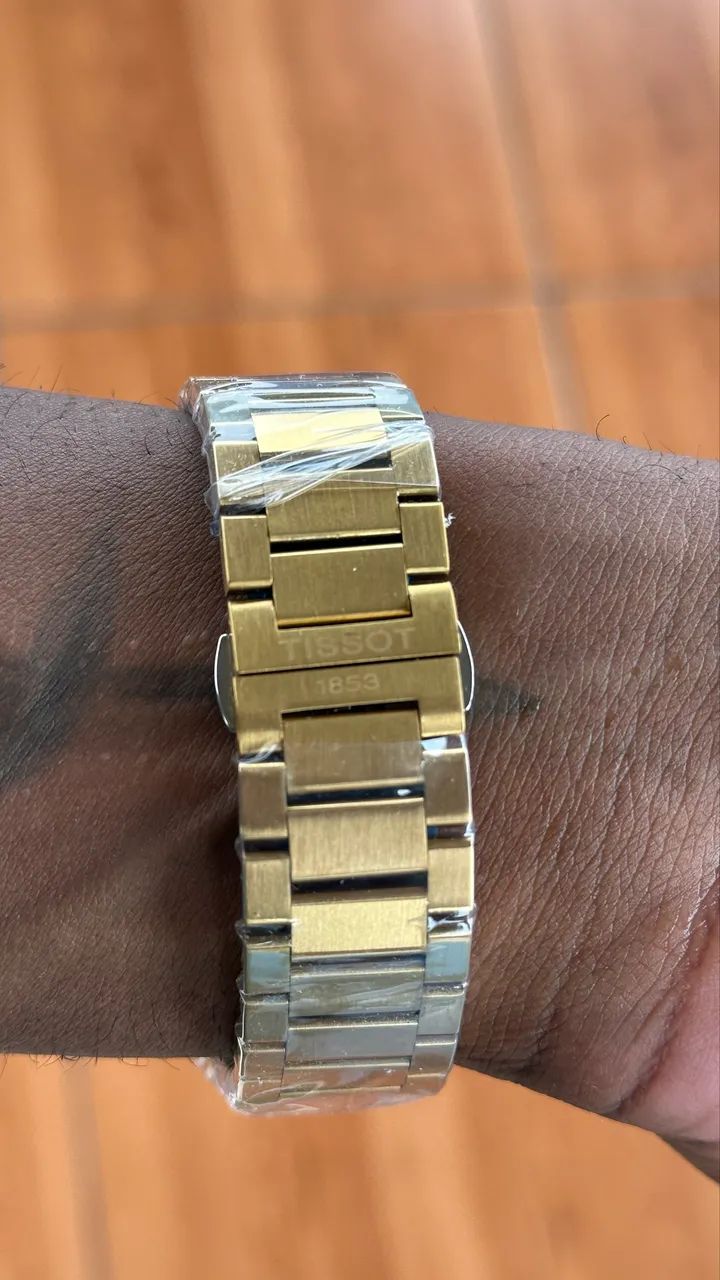 Relógio Estilo PRX Dourado - Pulseira de Aço - Foto 3