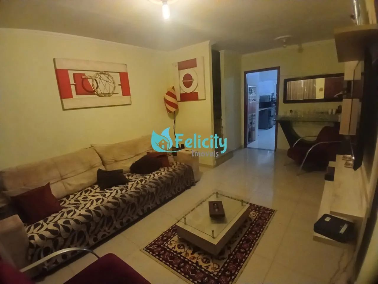 Sobrado de 92 m² em Bairro Arborizado com Suíte, Edícula e Churrasqueira - Foto 2