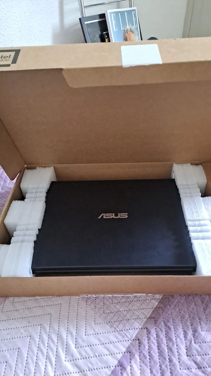 Notebook ASUS Vivobook - 1 mês de uso, com NF / 