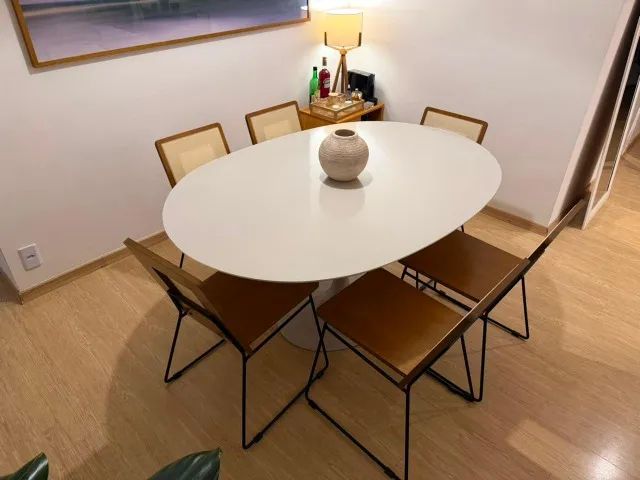 Mesa Jantar Oval 6 Lugares