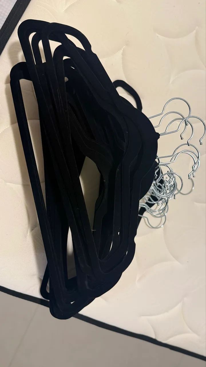 Cabides de veludo SEMI NOVOS