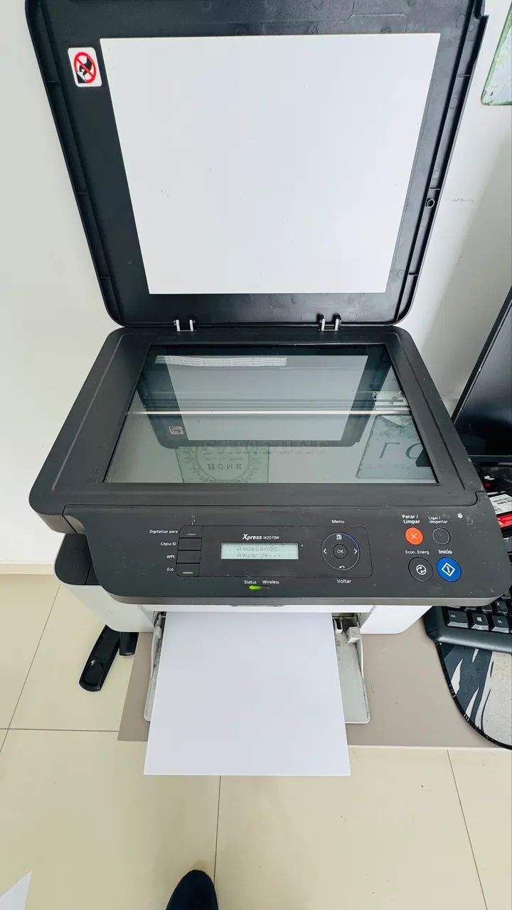 Impressora laser multifuncional pouco uso bem nova - Foto 2