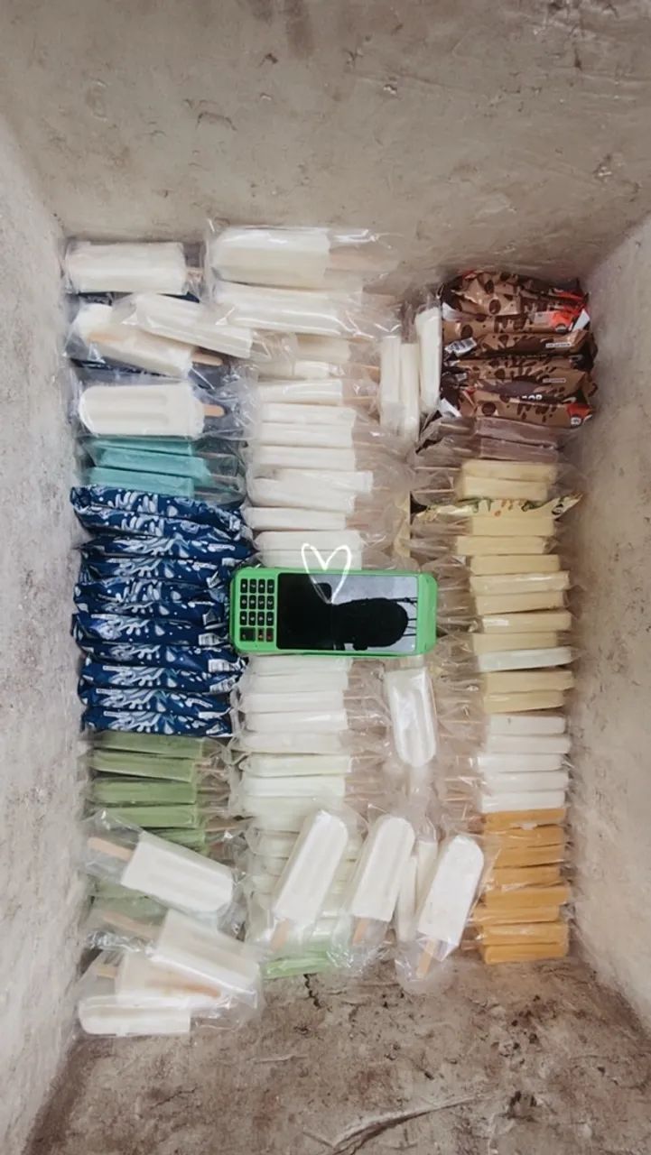 Forma de picolé 22 cavidades com extrato 