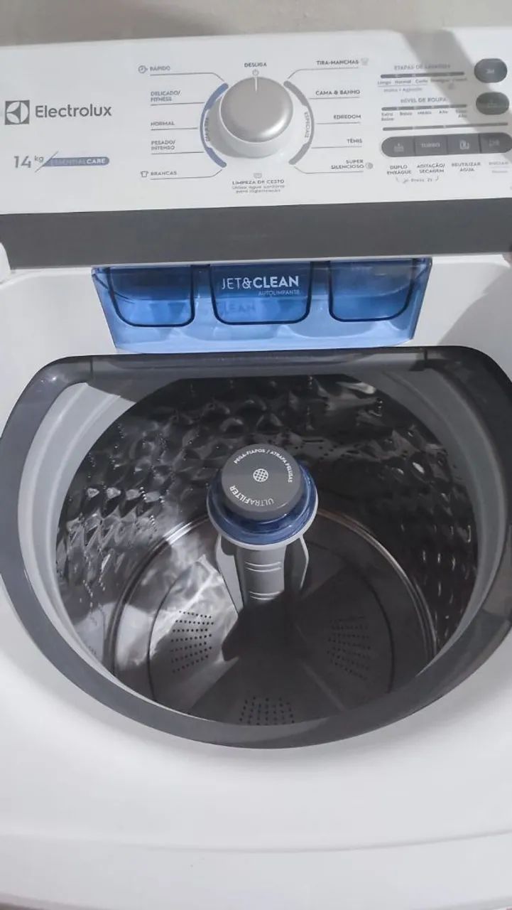 Máquina Eletrolux Essential Care Led 14kg 220V